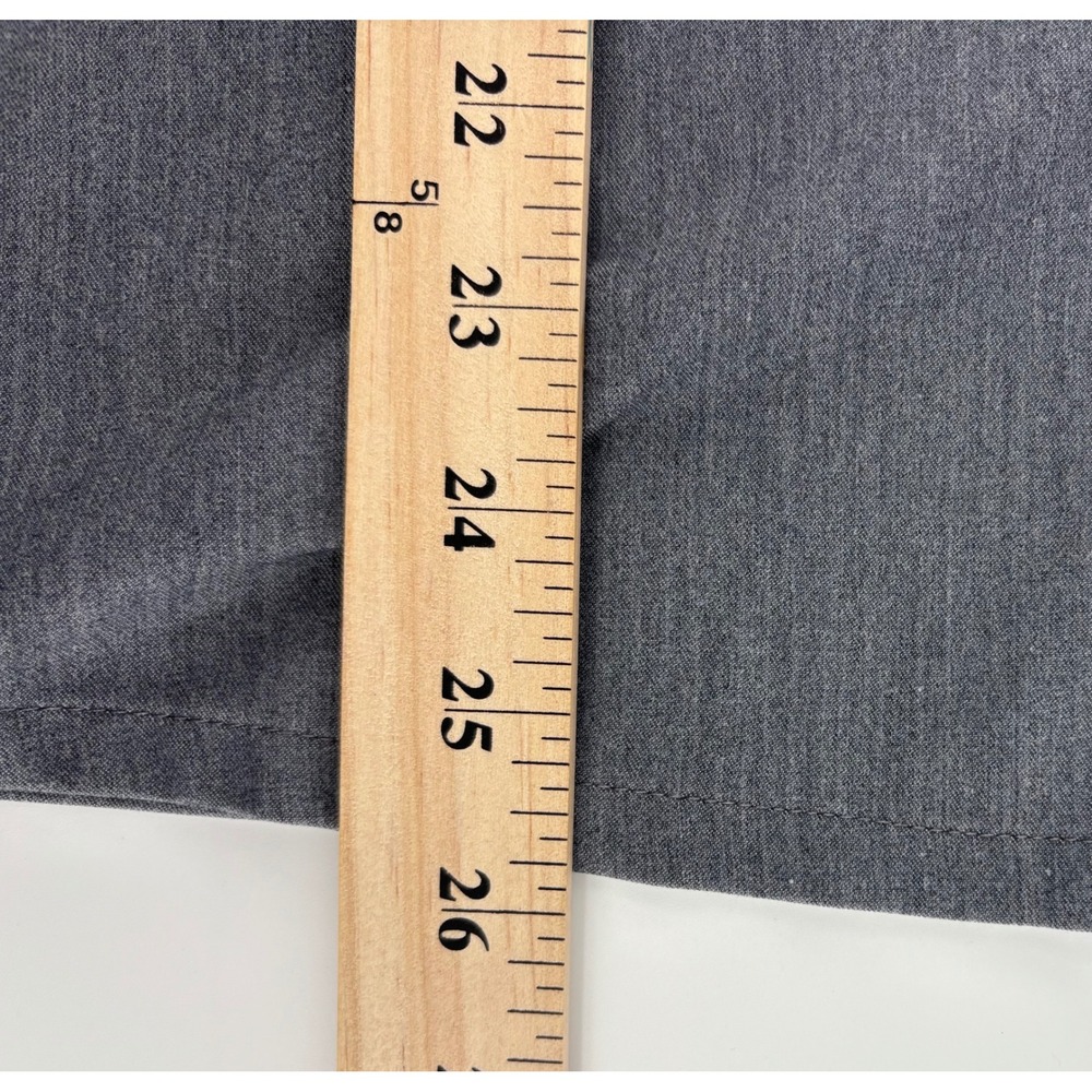 FIGS Catarina One Pocket Scrub Top Women XS Gray Technical Collection FW1000 - Picture 5 of 6